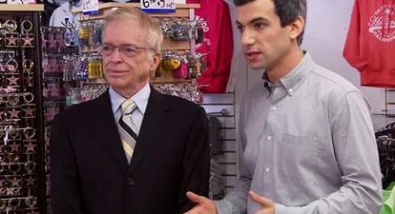 Нейтан спешит на выручку  кадры