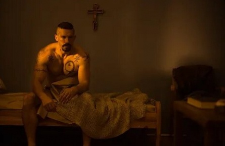 Неоспоримый 4 кадры Неоспоримый 4 кадры