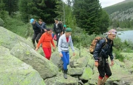 Нехожеными тропами-3 кадры