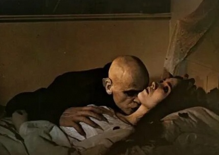 Ночь с призраком кадры