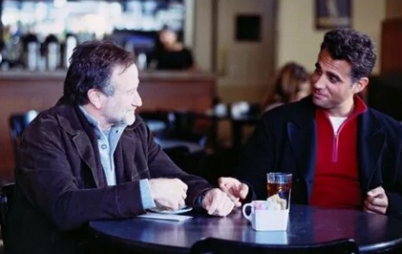 Ночной слушатель кадры