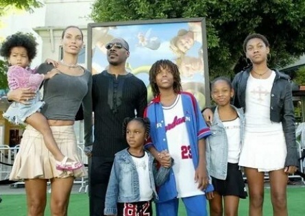 Эдди Мерфи: как одна жена и пять подруг стали матерями его 10 детей кадры