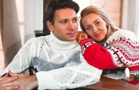 Верный семьянин Антон Хабаров: кто стоит за успехом актера и как выглядят его близкие? кадры