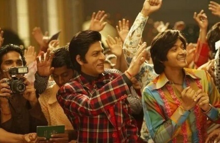 Ом Шанти Ом кадры