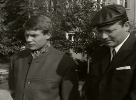 Он пошёл один кадры