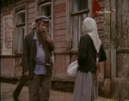 Опять надо жить кадры