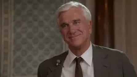 Ошибочно обвиненный Лесли Нильсен кадры Ошибочно обвиненный Лесли Нильсен кадры