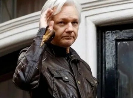 Основатель WikiLeaks попадет в кино кадры Основатель WikiLeaks попадет в кино кадры