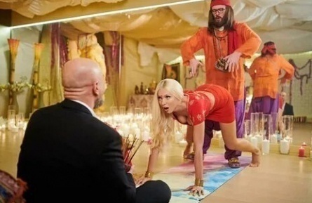 Пары свингеров - 2 кадры