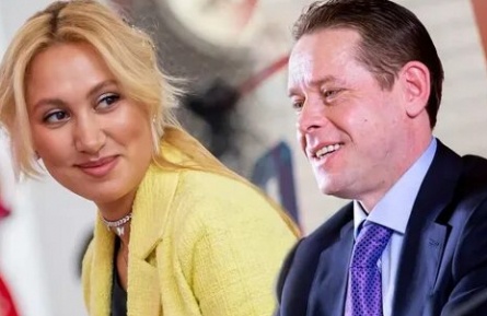 Павел Буре вывел в свет молодую жену кадры