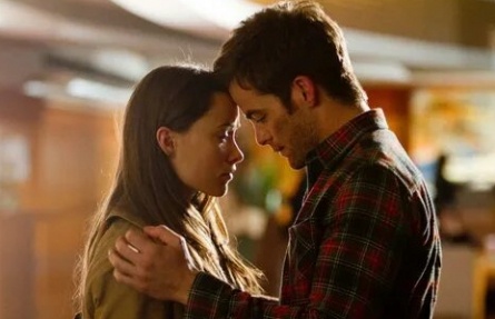 People Like Us кадры People Like Us кадры