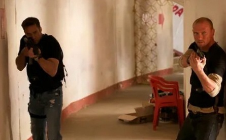 Перейти черту кадры