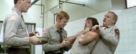 Первый контакт кадры