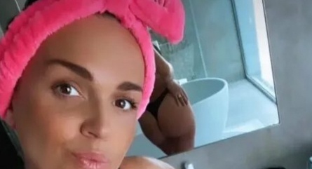 Грудь испорченная звездным хирургом: певица Слава раскрыла свою историю с Филиппом Киркоровым кадры