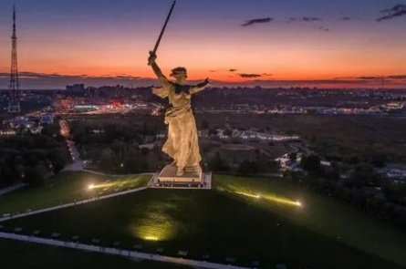 Мамаев курган: главная высота России, которую стоит посетить Отправляемся в путешествие вместе с Субботними Путешествиями кадры Мамаев курган: главная высота России, которую стоит посетить Отправляемся в путешествие вместе с Субботними Путешествиями кадры