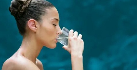 Почему и как надо пить воду? кадры