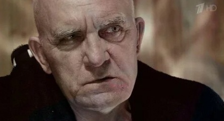 Под прикрытием кадры