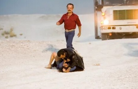 Пограничный город кадры Пограничный город кадры