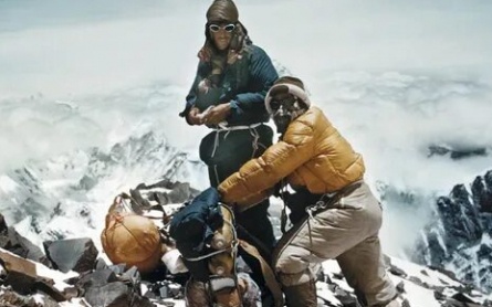 Покорение Эвереста кадры