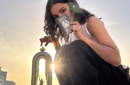 От бедности к успеху: Дина Саева полная биография кадры