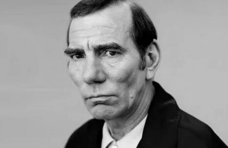 Постлетуэйт скончался в возрасте 65 лет кадры