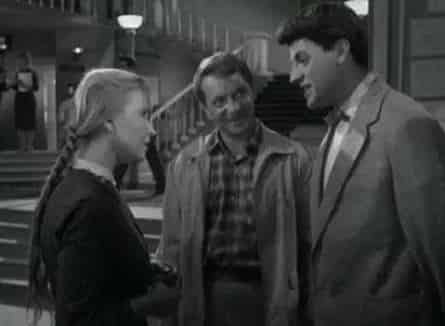 Премьера в цвете. Приходите завтра... кадры