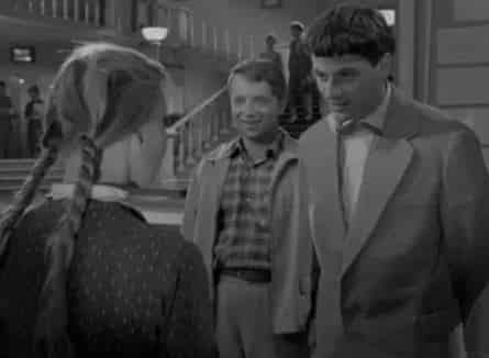 Премьера в цвете. Приходите завтра... кадры