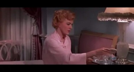 Прерванная мелодия кадры