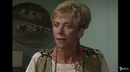 Примитивная страна кадры