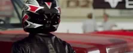 Прирождённый гонщик кадры