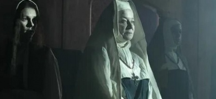 Присягнувшая тьме кадры