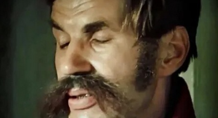 Прямо под носом кадры Прямо под носом кадры