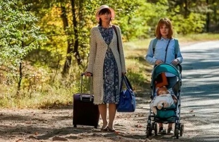 Птица в клетке кадры Птица в клетке кадры