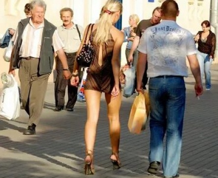 Публичное обнажение кадры