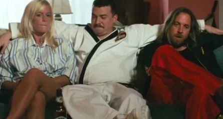 Путь ноги и кулака кадры