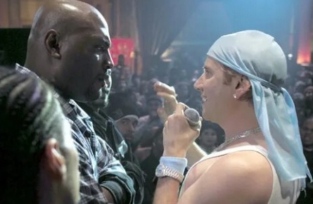 Разыскивается в Малибу кадры