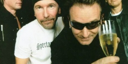 Рекордная группа U2 кадры