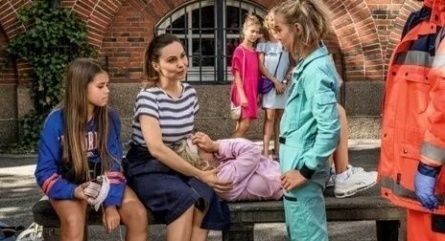 Рокка меняет мир кадры Рокка меняет мир кадры