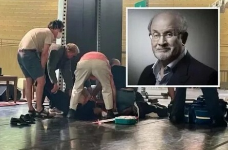Роман Рушди перенесли на большие экраны кадры