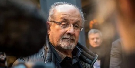 Роман Рушди перенесли на большие экраны кадры
