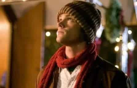 Рождественский коттедж кадры