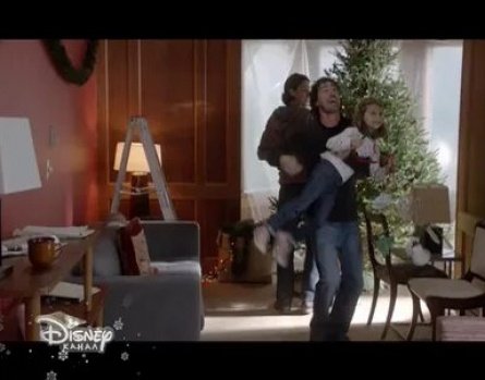 Рождество с Холли кадры Рождество с Холли кадры