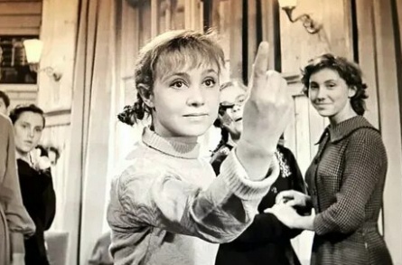 Румянцевой сегодня исполнилось бы 80 лет кадры