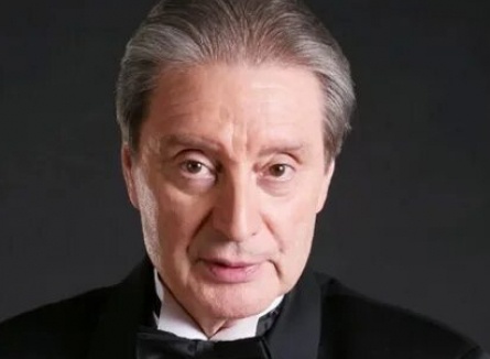Сегодня свой юбилей отмечает Вениамин Смехов кадры