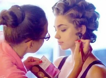 Секретные прически и мейк-ап кадры