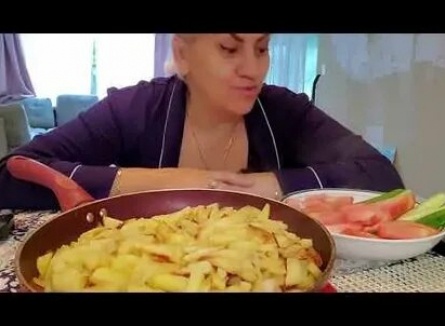 Семенович отказалась от жареной картошки кадры Семенович отказалась от жареной картошки кадры
