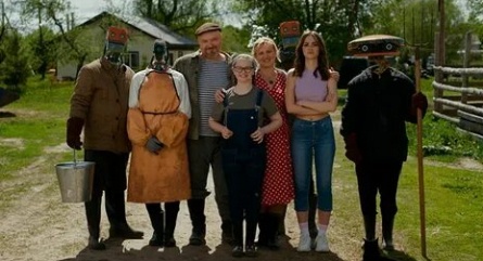 Новогодний спецэпизод сериала Кибердеревня: праздник виртуальной жизни кадры