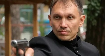 Шагая по канату кадры Шагая по канату кадры