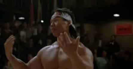 Сильнейший удар кадры