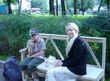 Следы на песке кадры